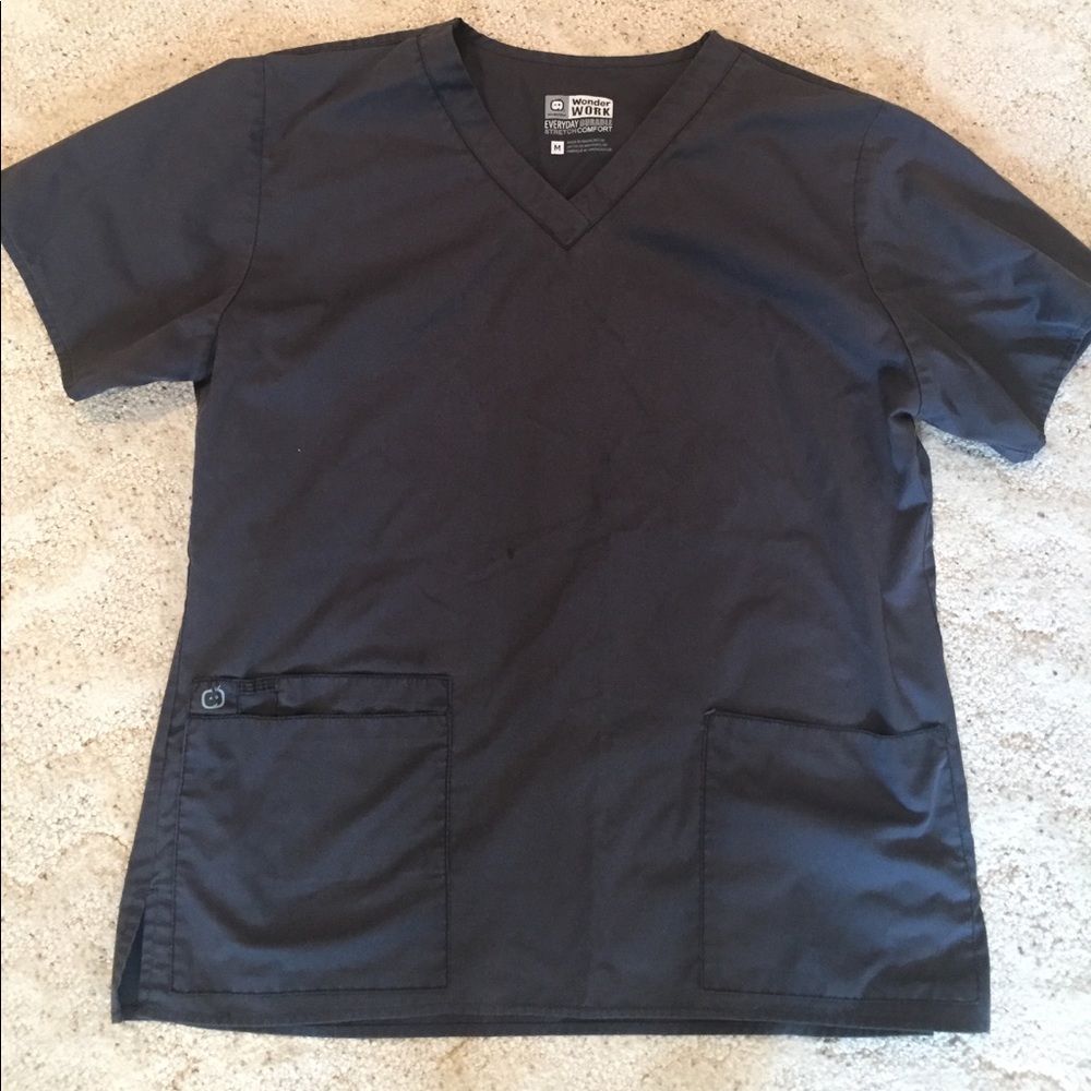 Wonder wink work scrub top